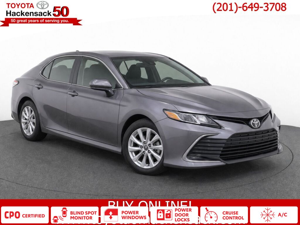 Predawn Gray Mica 2018 Toyota Camry Sedan Front-Wheel Drive 8-Speed Automatic