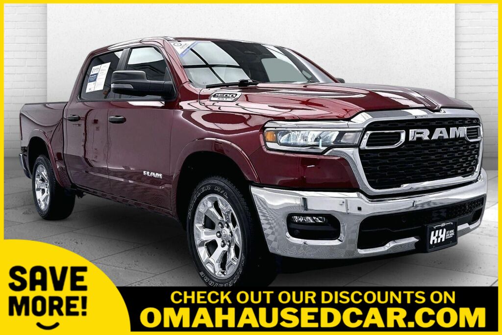 Delmonico Red Pearlcoat 2025 RAM 1500 Pickup Truck Four-Wheel Drive 8-Speed Automatic