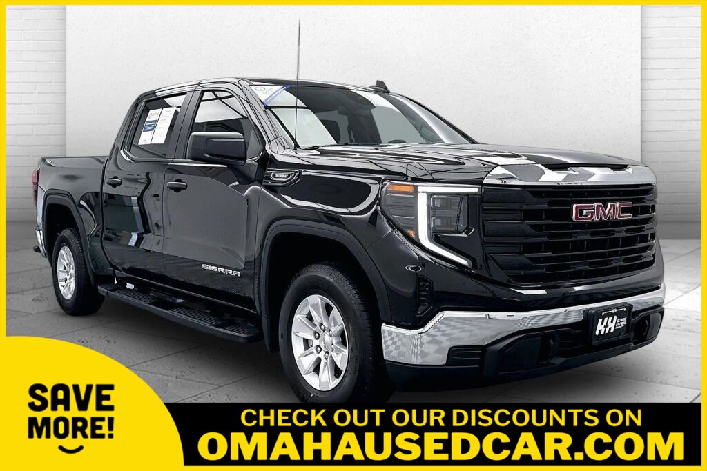 Onyx Black 2025 GMC Sierra 1500 Pickup Truck Four-Wheel Drive 8-Speed Automatic