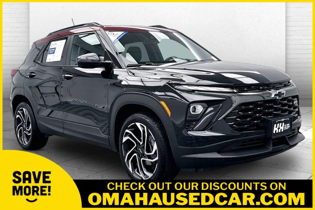 Mosaic Black Metallic 2025 Chevrolet Trailblazer SUV / Crossover Four-Wheel Drive 9-Speed Automatic
