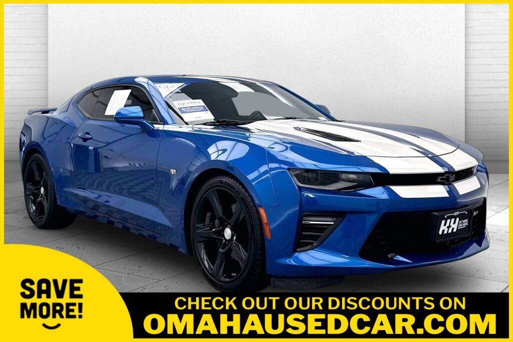 Hyper Blue Metallic 2017 Chevrolet Camaro Coupe Rear-Wheel Drive 8-Speed Automatic