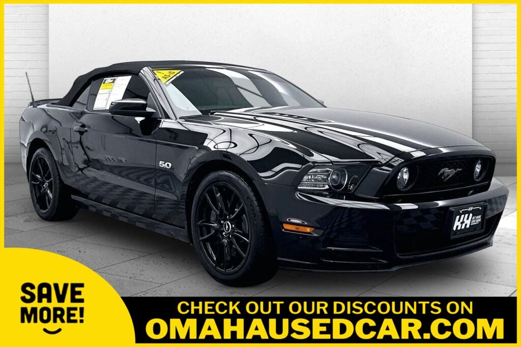 2013 Ford Mustang GT Convertible RWD