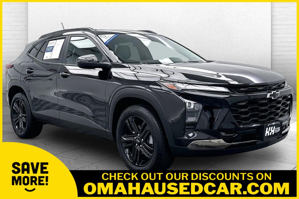 Mosaic Black Metallic 2025 Chevrolet Trax SUV / Crossover Front-Wheel Drive 6-Speed Automatic