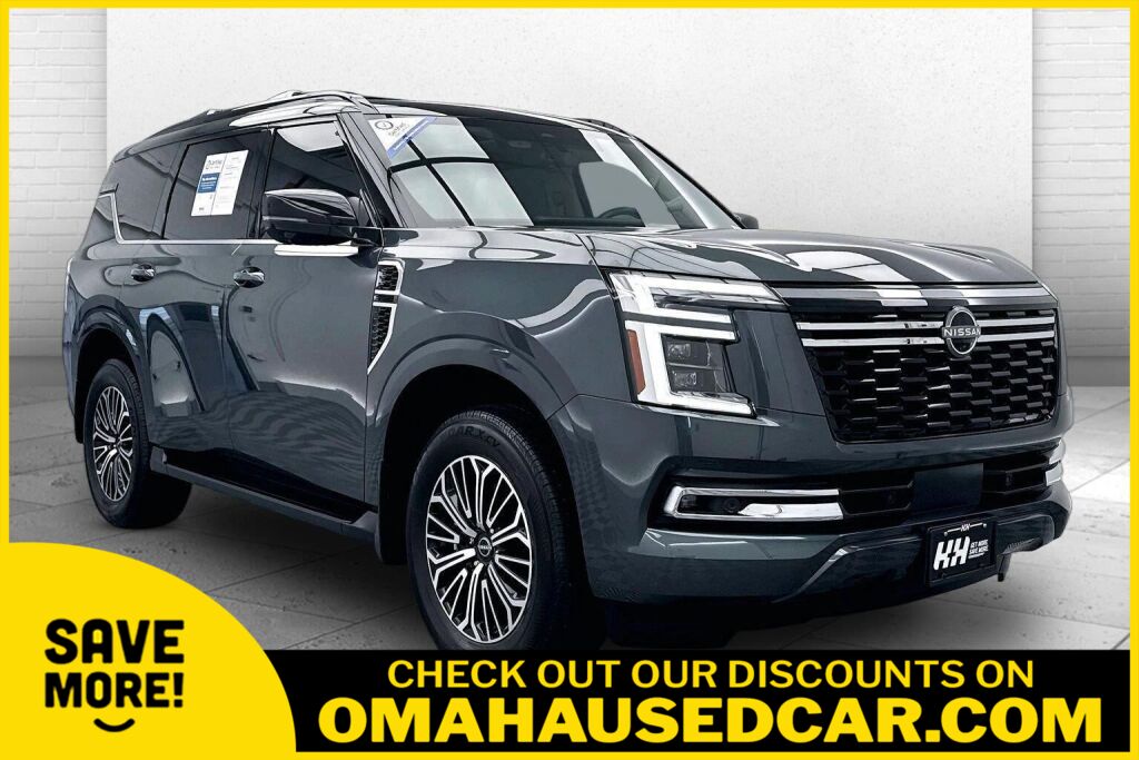 Alpine Metallic/Super Black 2025 Nissan Armada SUV / Crossover Four-Wheel Drive Automatic