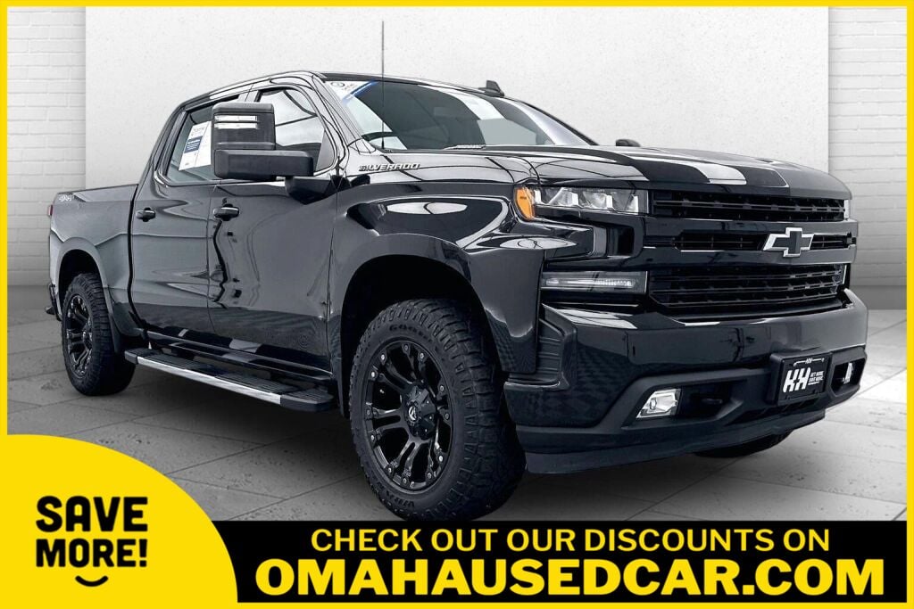 2020 Chevrolet Silverado 1500 RST Crew Cab 4WD