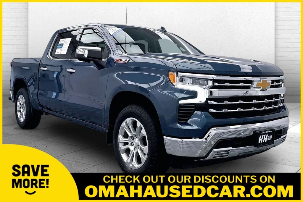 2024 Chevrolet Silverado 1500 LTZ Crew Cab 4WD
