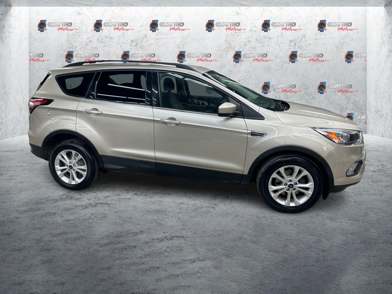 2018 Ford Escape SE photo 3