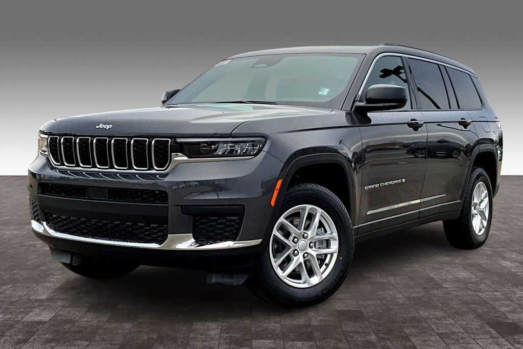 2025 Jeep Grand Cherokee L Laredo 4WD