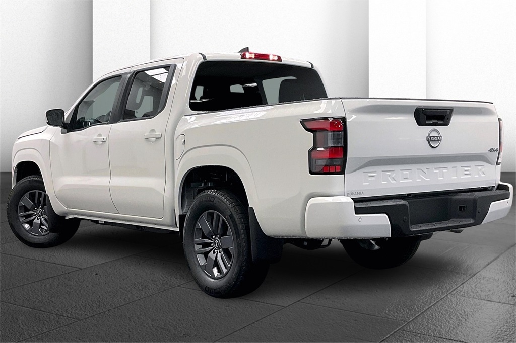 2025 Nissan Frontier SV photo 3