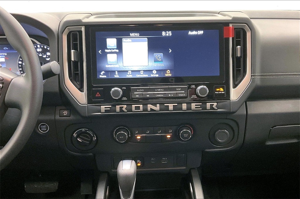 2025 Nissan Frontier SV photo 5