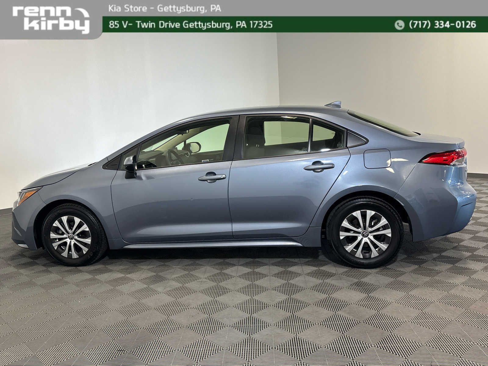 2022 Toyota Corolla Hybrid LE photo 4