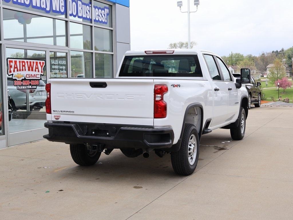 2025 Chevrolet Silverado 2500HD Work Truck photo 3