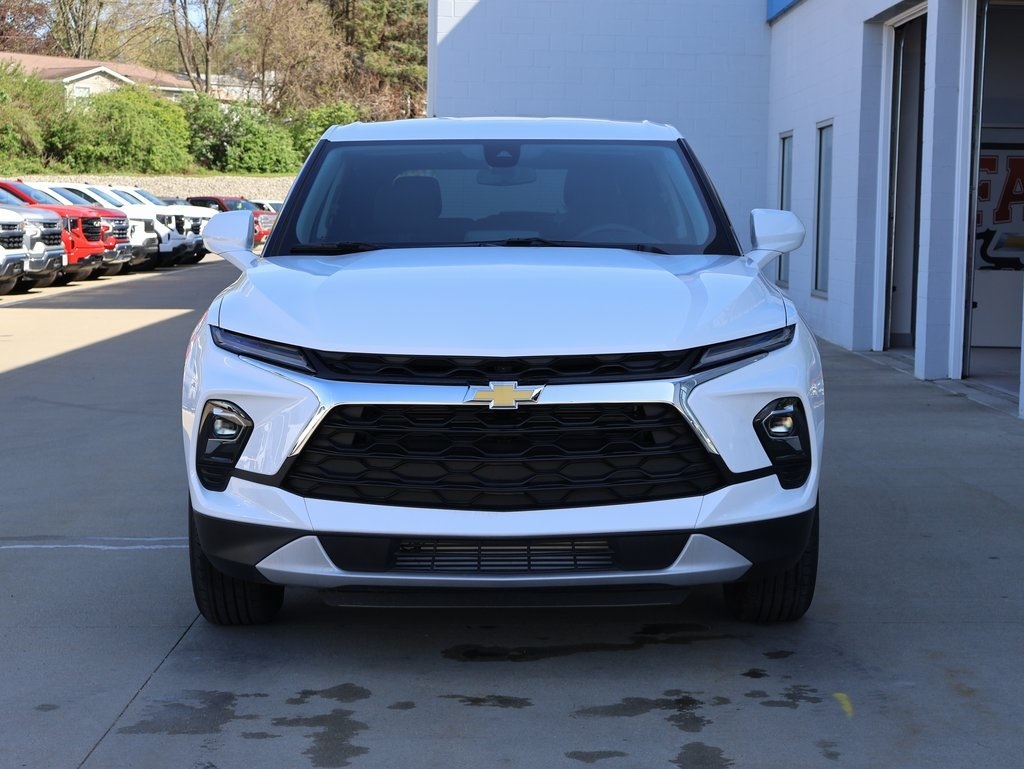 2025 Chevrolet Blazer 2LT photo 4