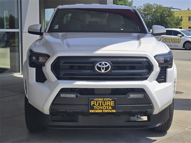 2025 Toyota Tacoma SR5 photo 2