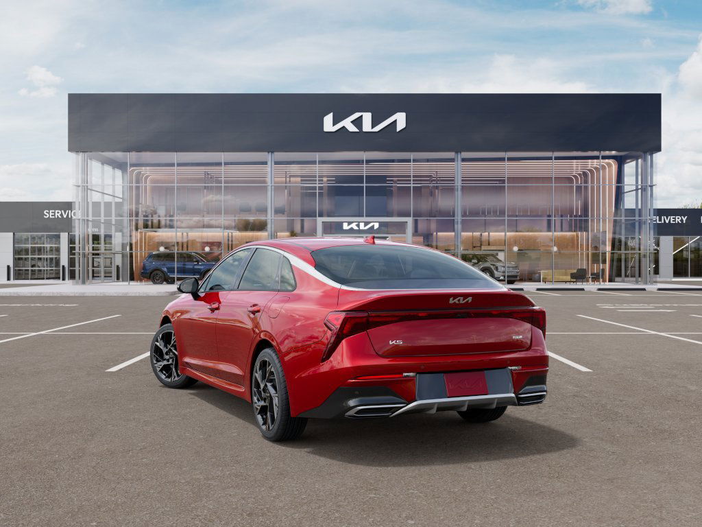 2025 Kia K5 GT-Line photo 3