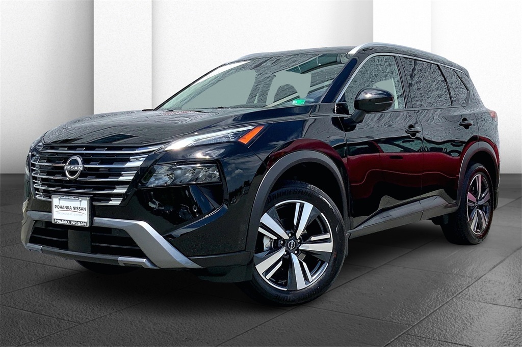 2025 Nissan Rogue SL photo 2