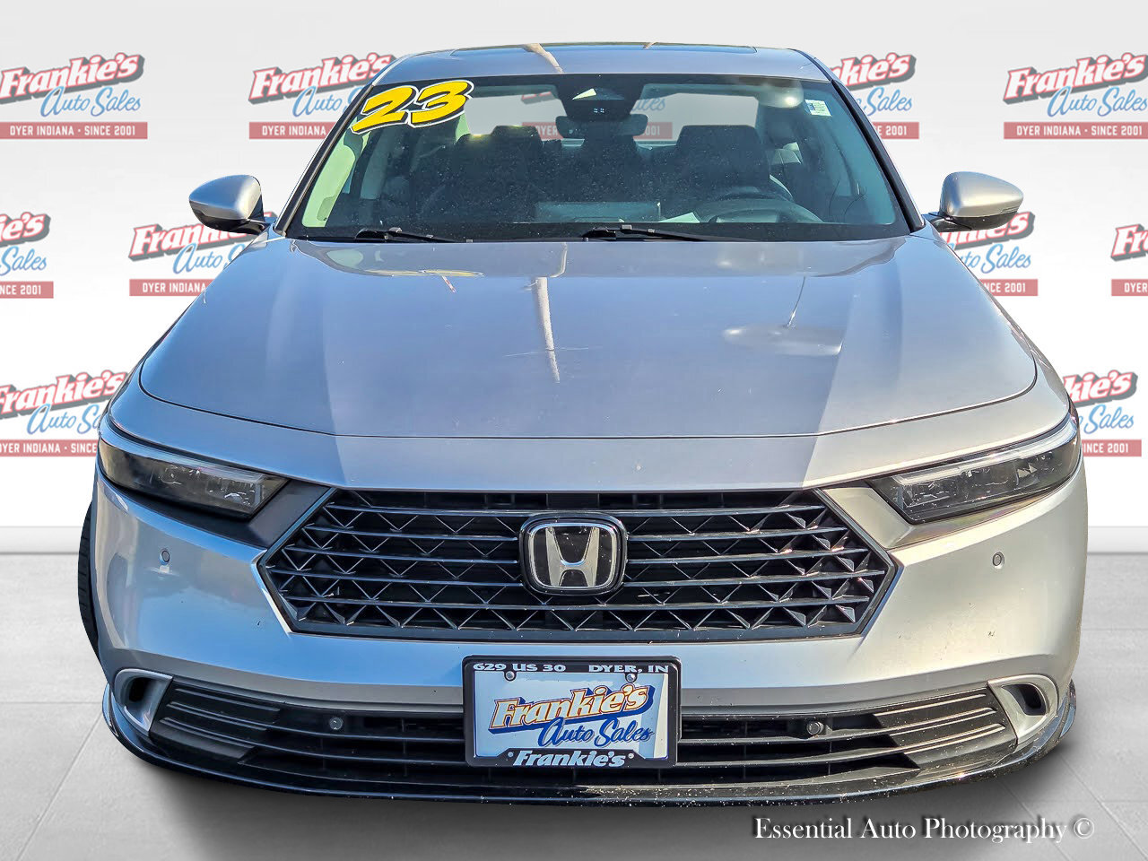 2023 Honda Accord Hybrid Touring photo 2