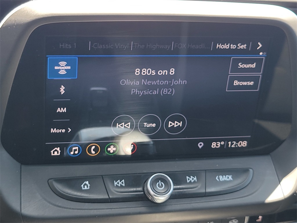 2019 Chevrolet Camaro 1LT photo 2