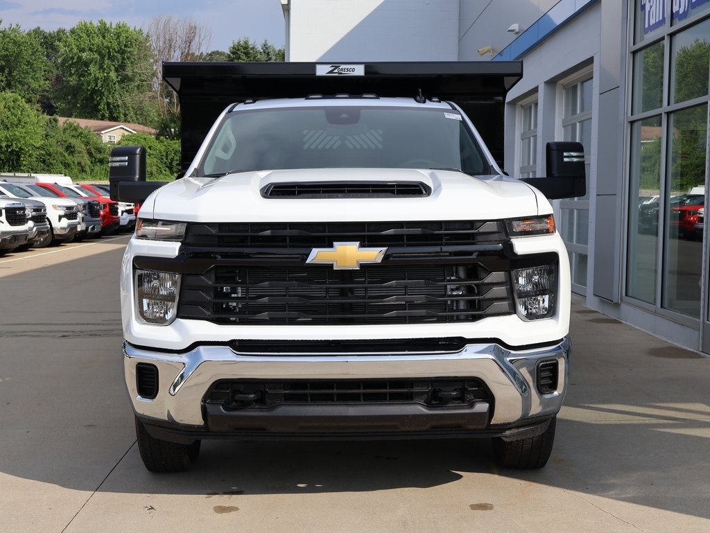 2025 Chevrolet Silverado 3500HD Work Truck photo 3