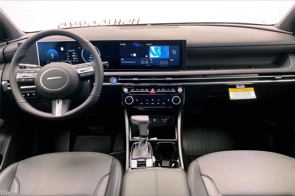 2025 Hyundai Santa Cruz XRT photo 2