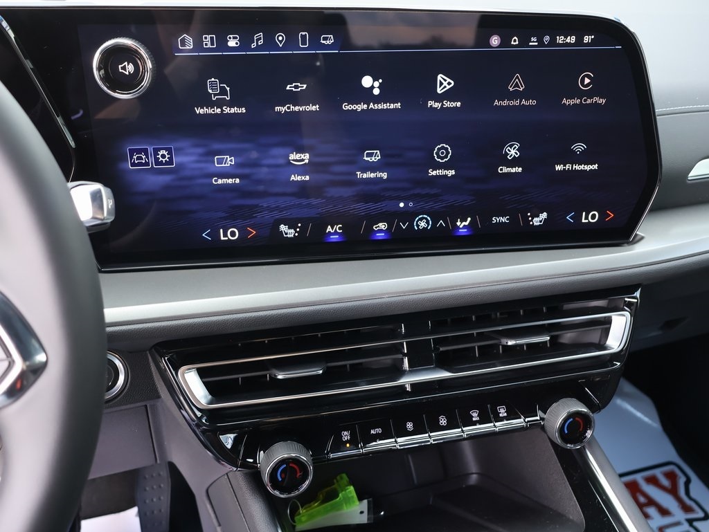 2025 Chevrolet Traverse photo 7