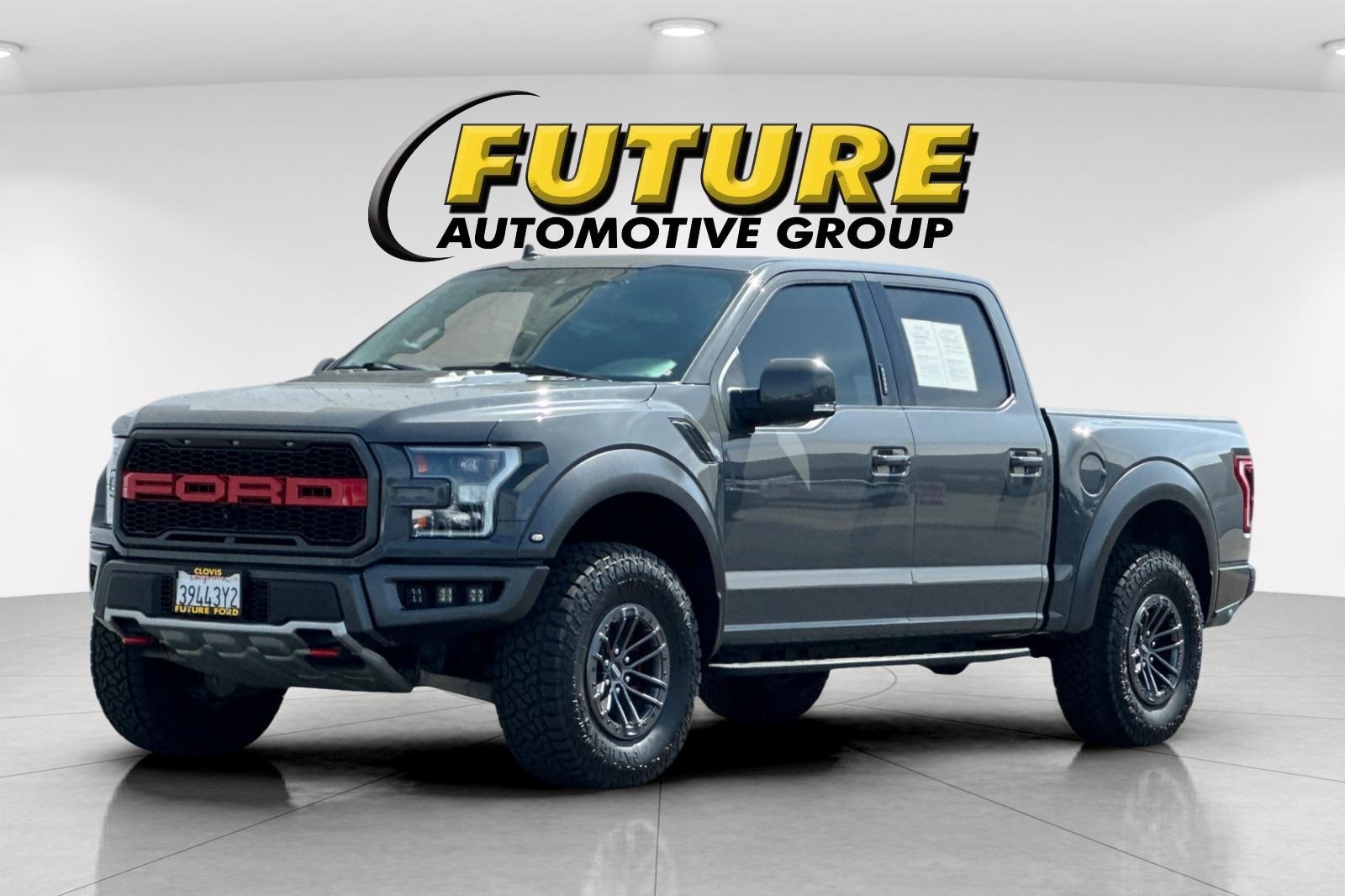 2020 Ford F-150 Raptor photo 3
