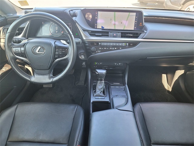 2019 Lexus ES 350 Premium photo 3