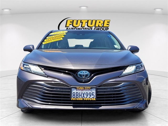 2018 Toyota Camry Hybrid XLE photo 2
