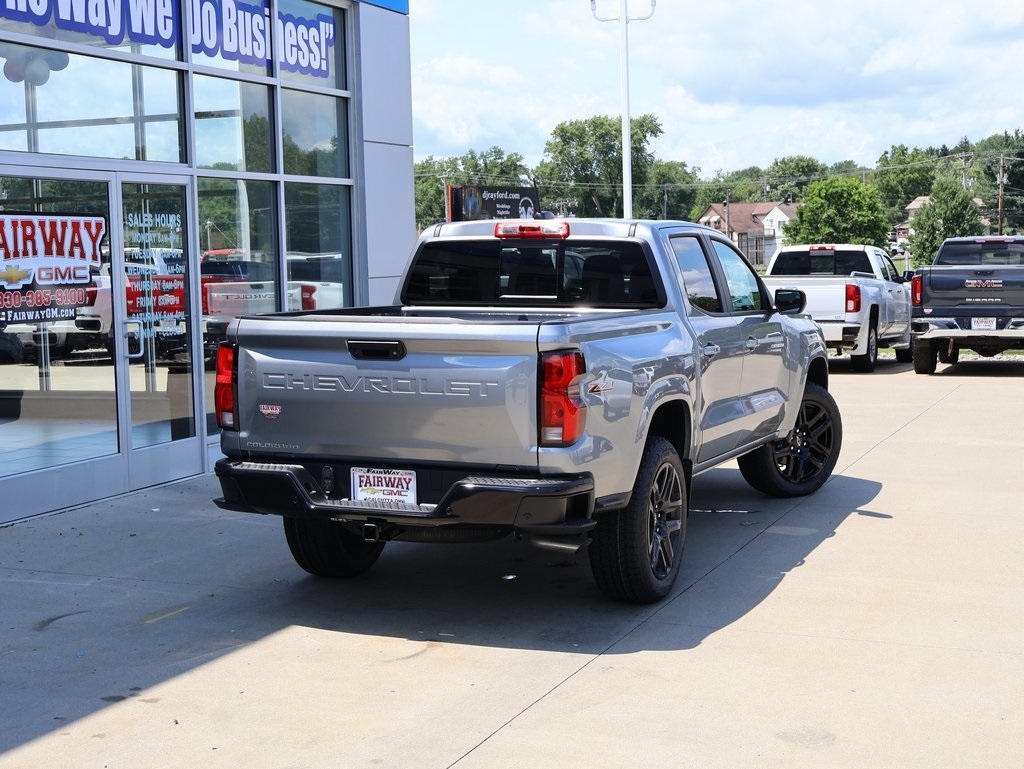 2025 Chevrolet Colorado Z71 photo 13