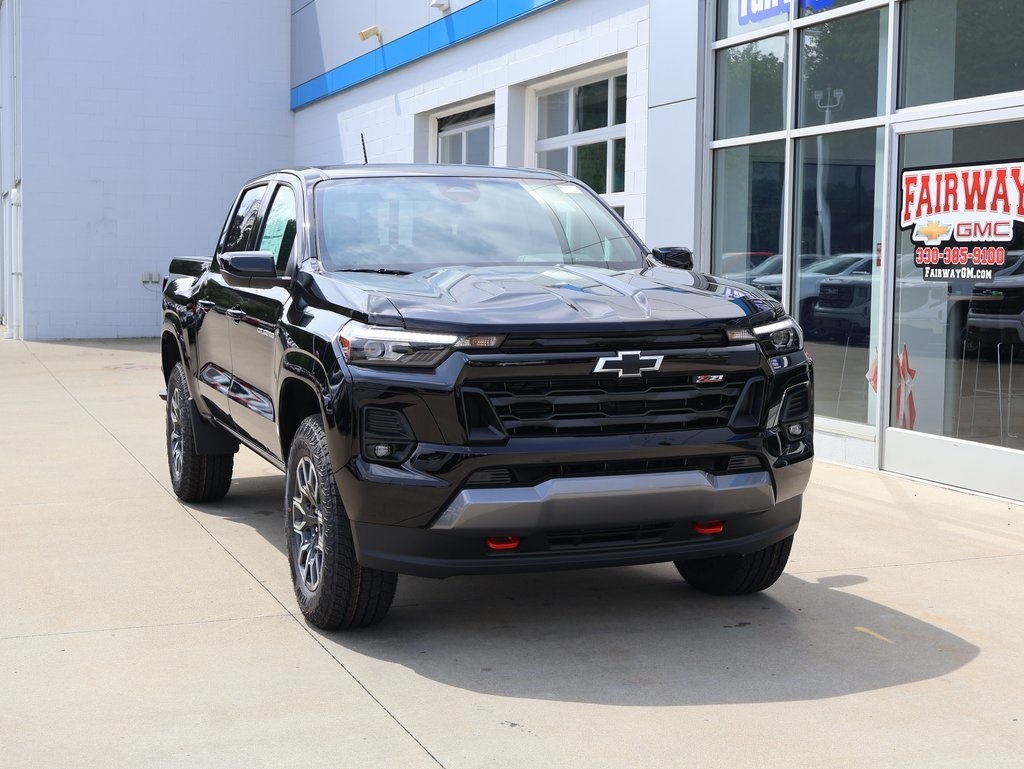 2026 Chevrolet Colorado Z71 photo 2