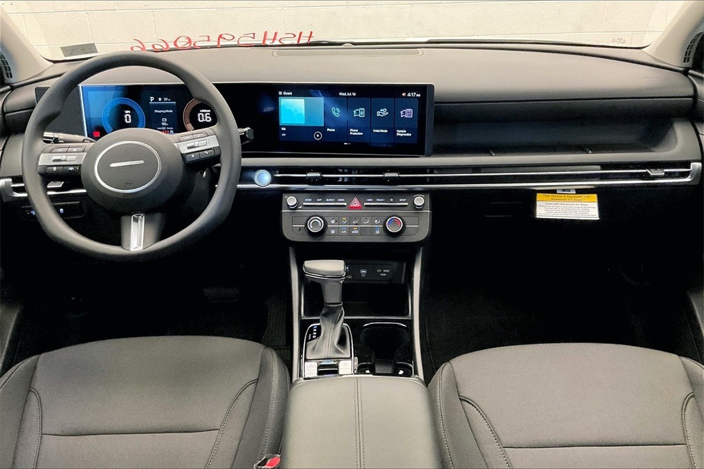 2025 Hyundai Tucson SE photo 2