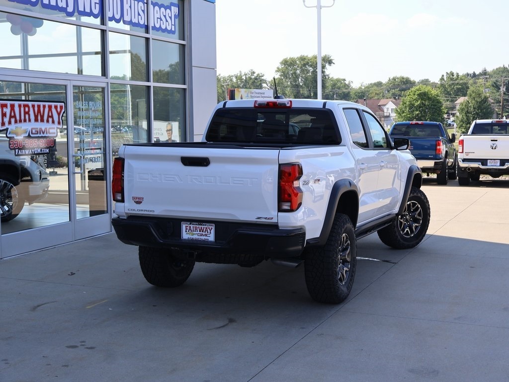 2025 Chevrolet Colorado ZR2 photo 14