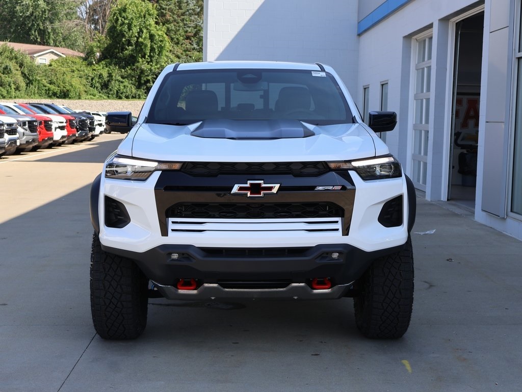 2025 Chevrolet Colorado ZR2 photo 4
