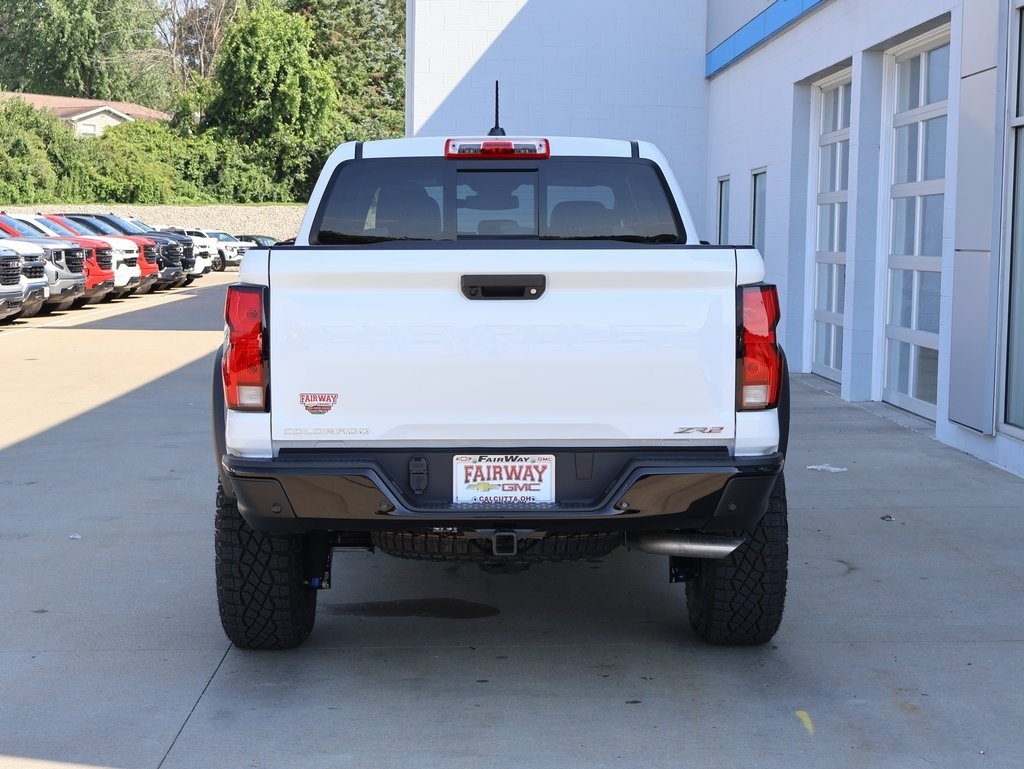 2025 Chevrolet Colorado ZR2 photo 8