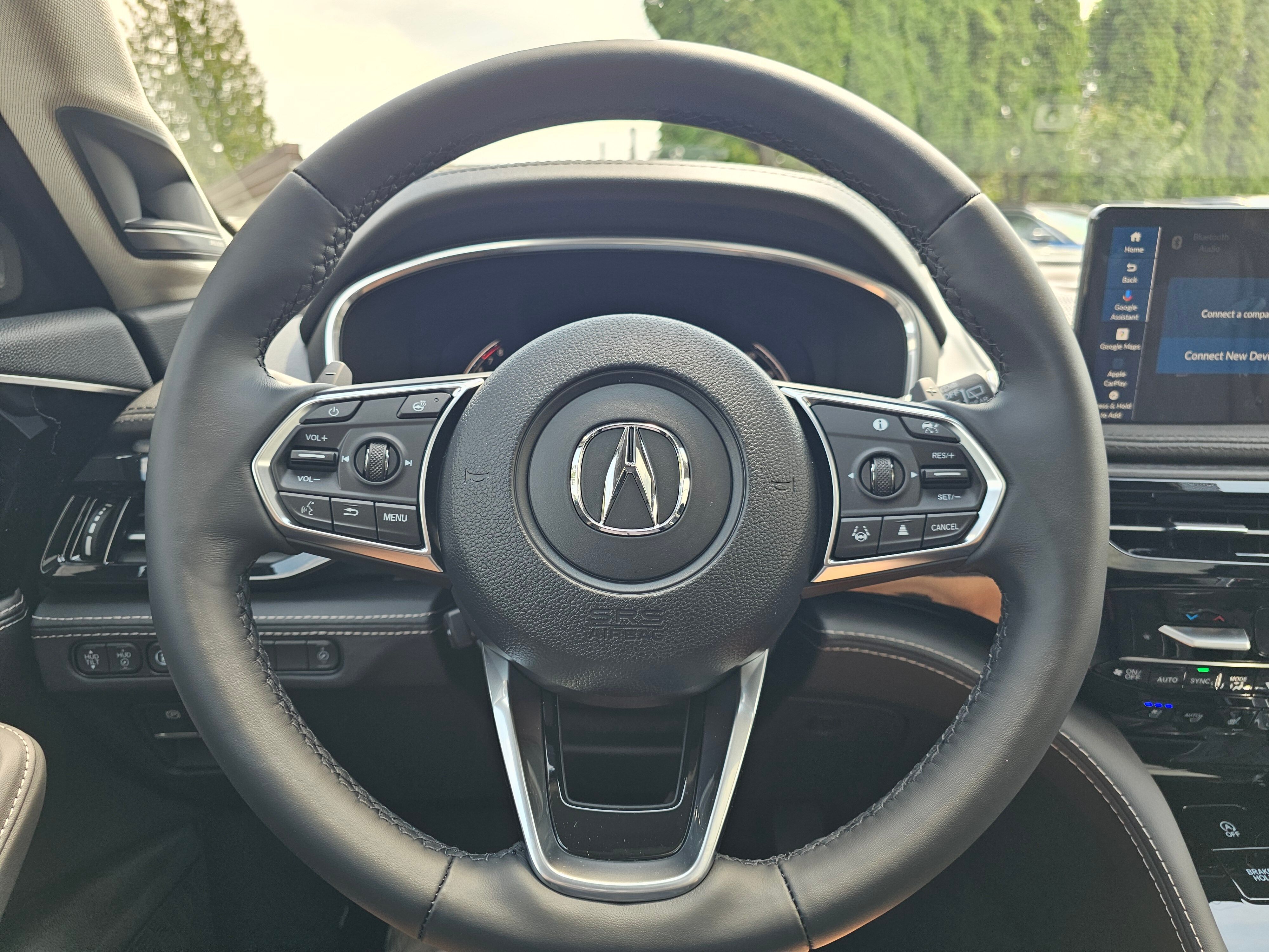 2026 Acura MDX SH-AWD Advance photo 3