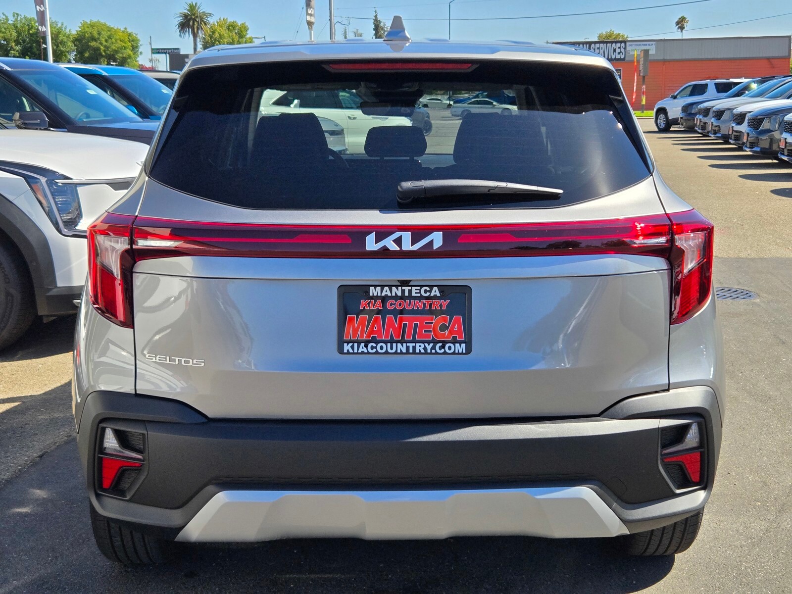 2026 Kia Seltos LX photo 4