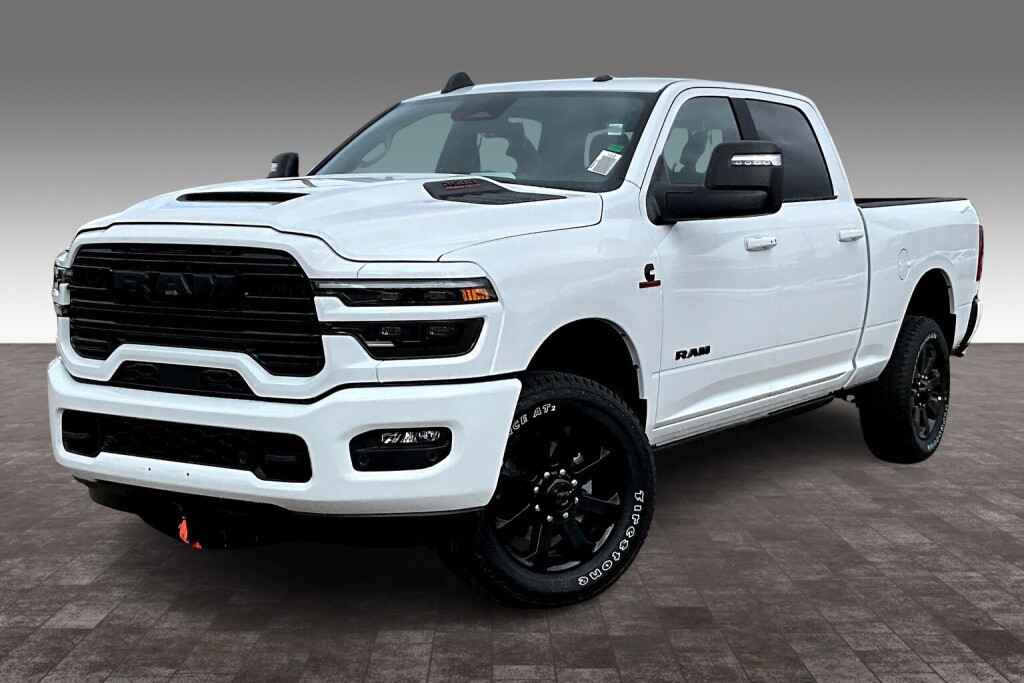 2025 RAM 2500 Laramie Crew Cab 4WD
