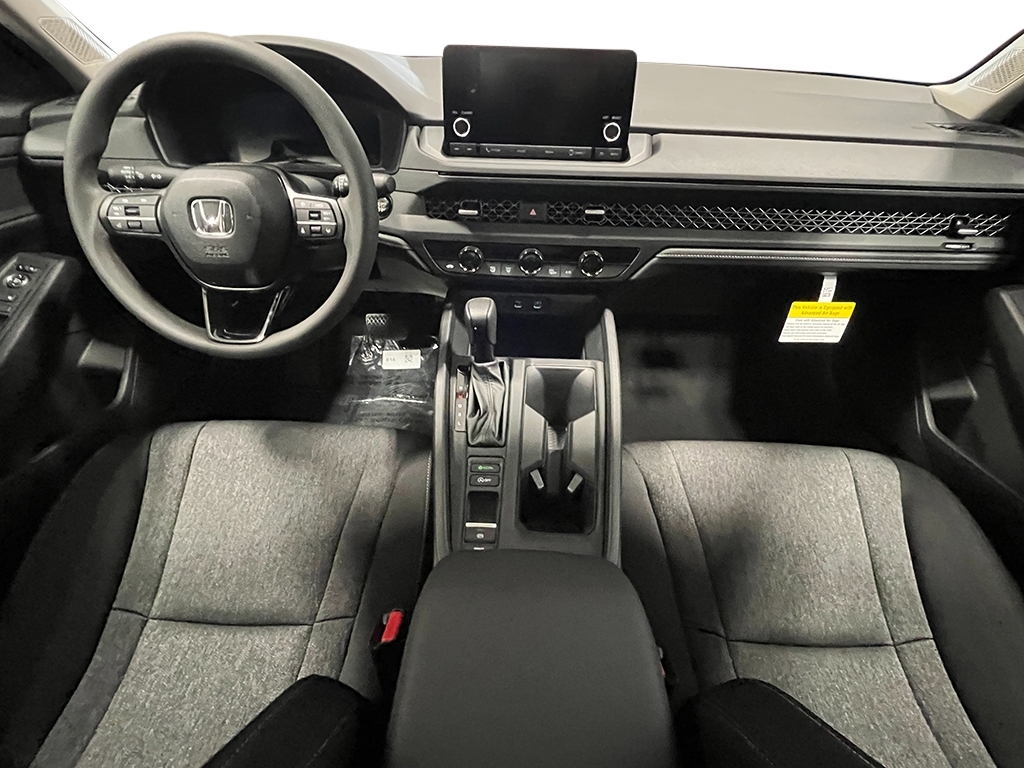 2025 Honda Accord SE photo 2