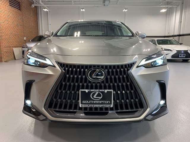 2022 Lexus NX 350 photo 2