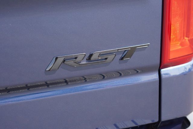 2023 Chevrolet Silverado 1500 RST photo 8
