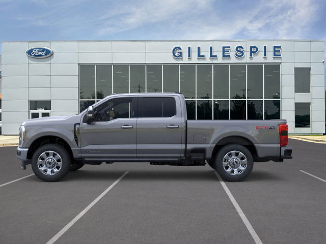 2025 Ford F-350 Lariat photo 3