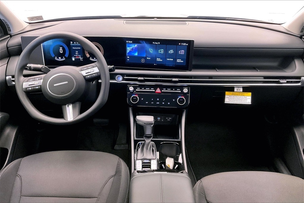 2025 Hyundai Tucson SEL photo 2