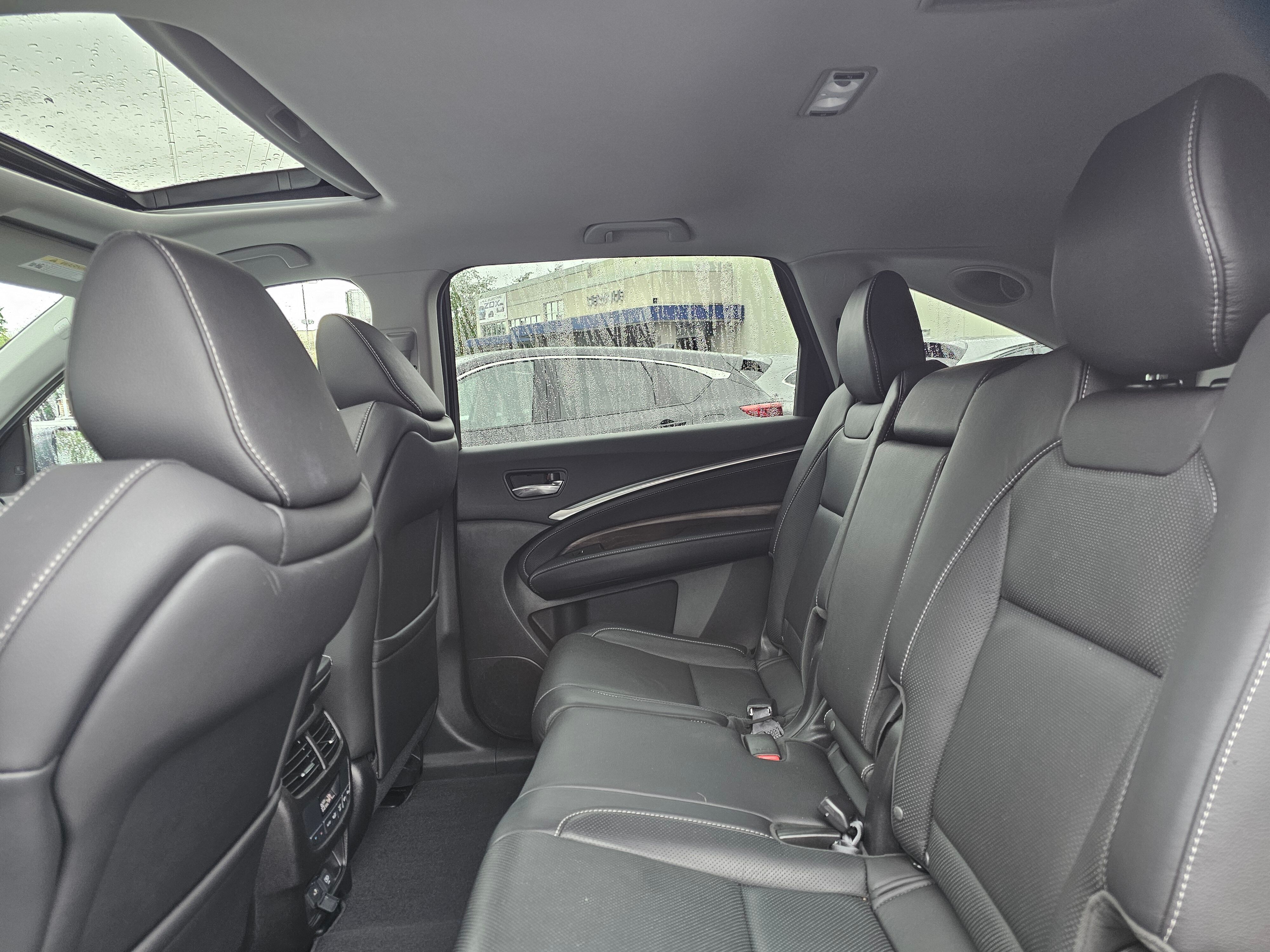 2019 Acura MDX SH-AWD Technology photo 2