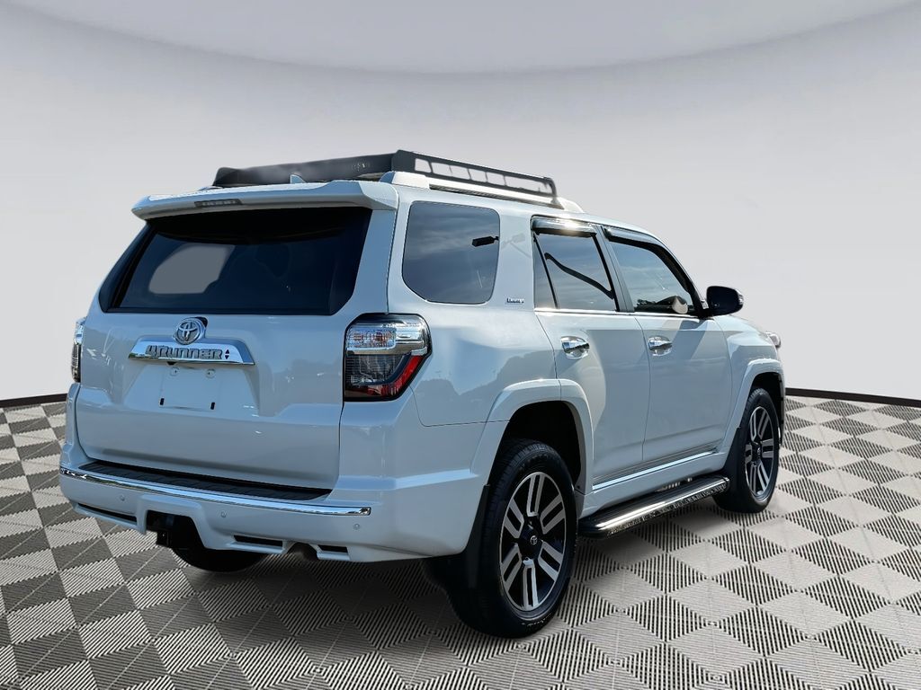 2022 Toyota 4Runner Limited photo 2