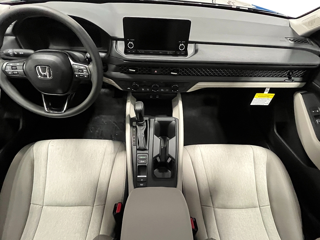 2025 Honda Accord SE photo 2