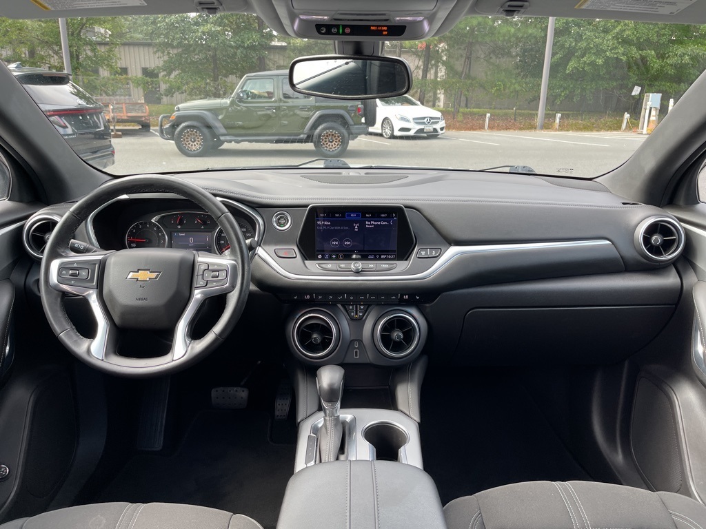 2019 Chevrolet Blazer 2LT photo 2