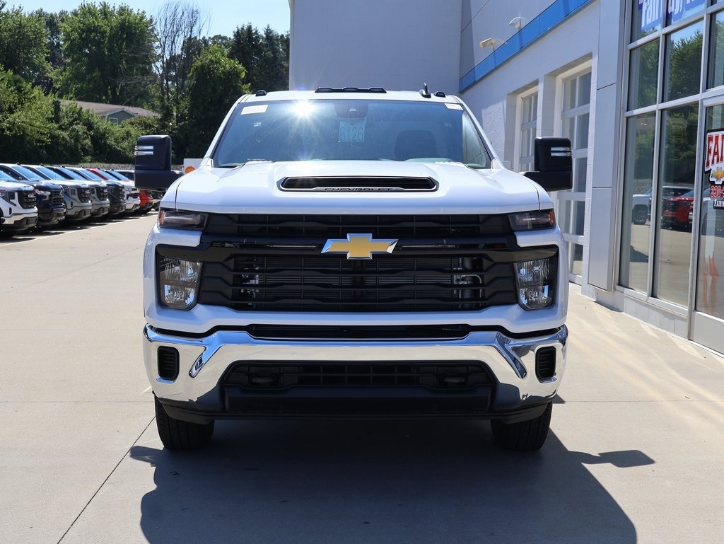 2025 Chevrolet Silverado 3500HD Work Truck photo 3