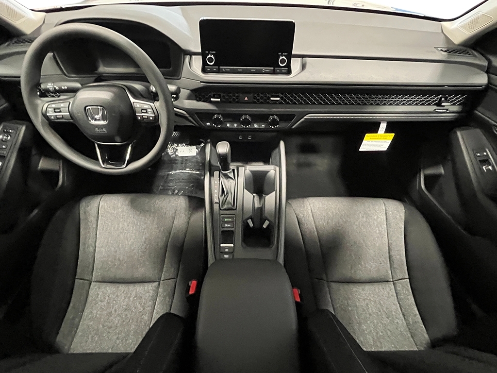 2025 Honda Accord SE photo 2