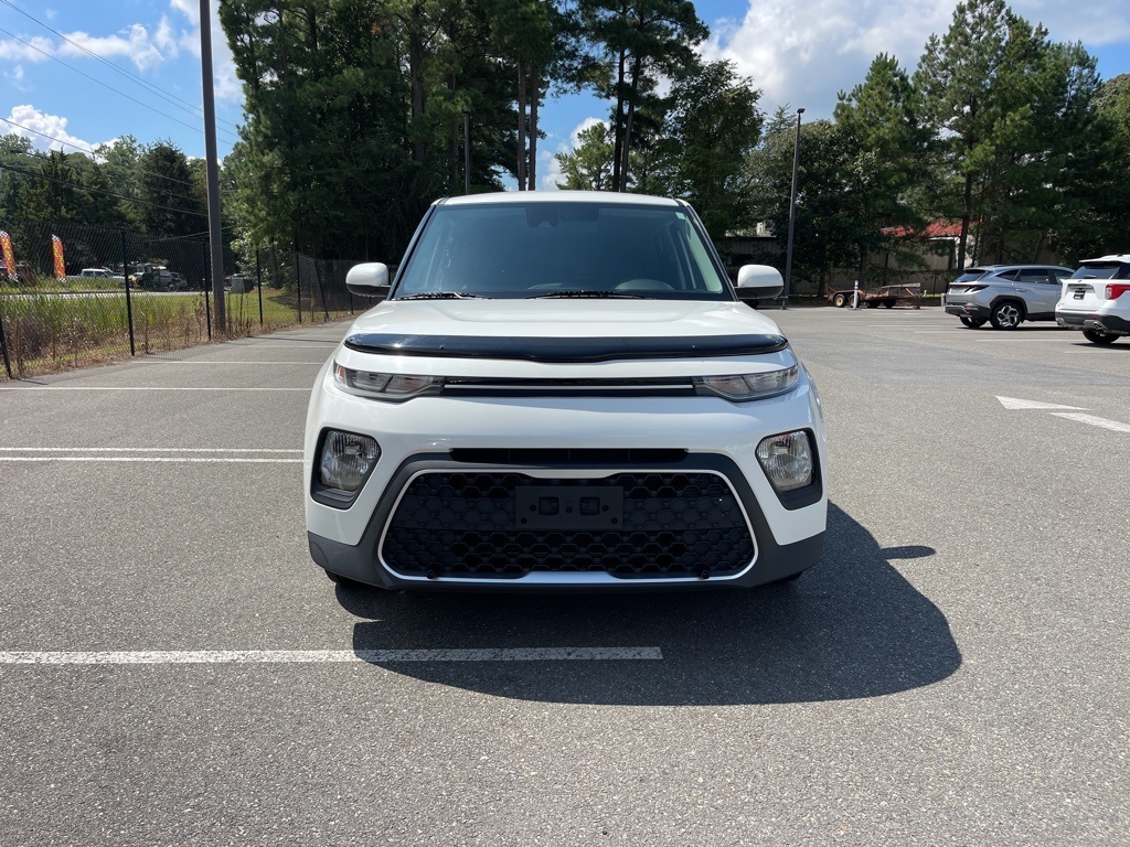 2022 Kia Soul LX photo 2