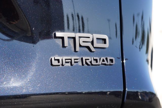 2020 Toyota RAV4 TRD photo 5